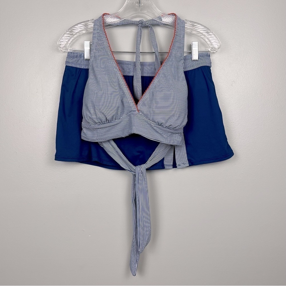Liz Claiborne halter and skirt 2 piece bikini swimsuit, size medium.